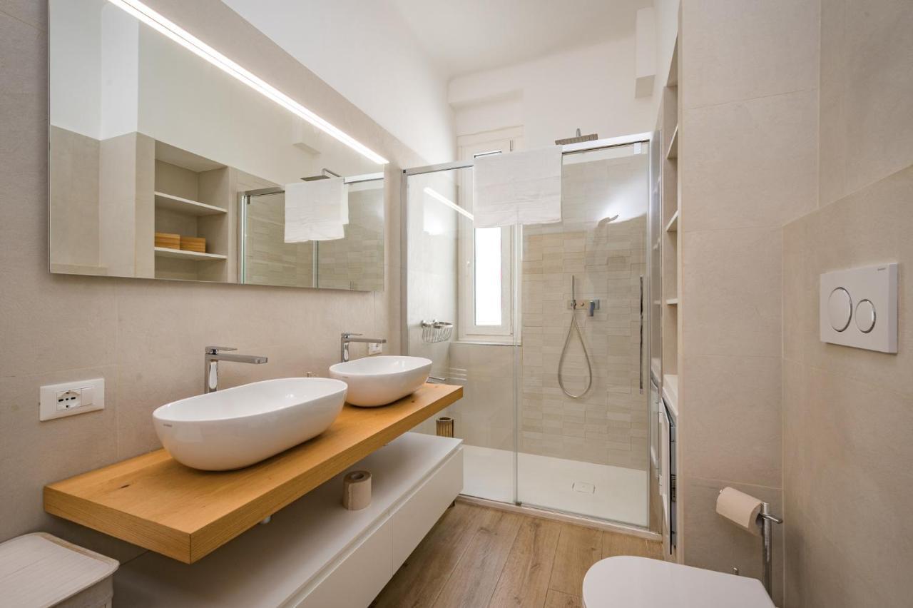 Joivy Penthouse Flat With Terrace Apartment Genoa Bagian luar foto